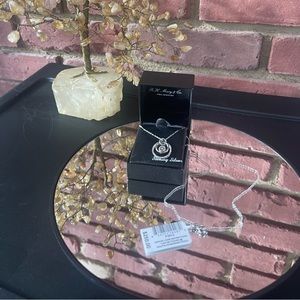 🔥NWT 🔥BRIDGE 🔥DIAMOND 🔥PENDENT CHAIN 🔥 …